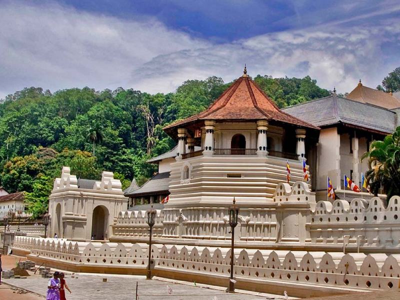 7 Days Sri Lanka Grand Journey – Sigiriya, Kandy, Nuwara Eliya, Bentota & Colombo